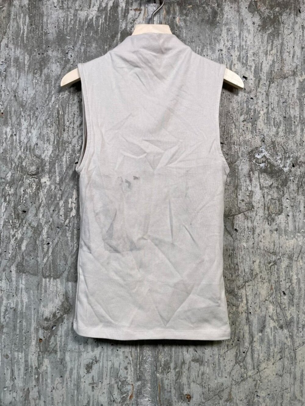 ZARA Women's Sleeveless Top Size M (Dirty)